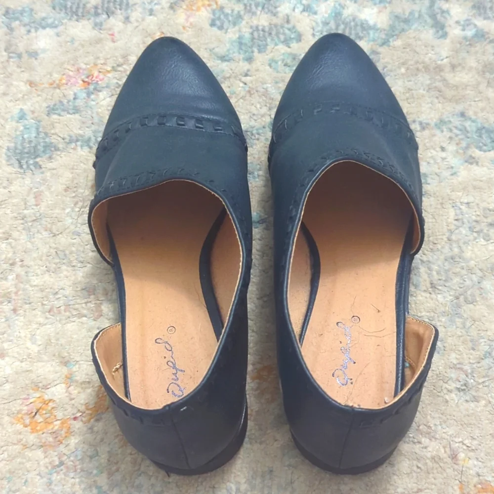 Size 7 navy qupid cutout flats eur size 38 gently used cute details